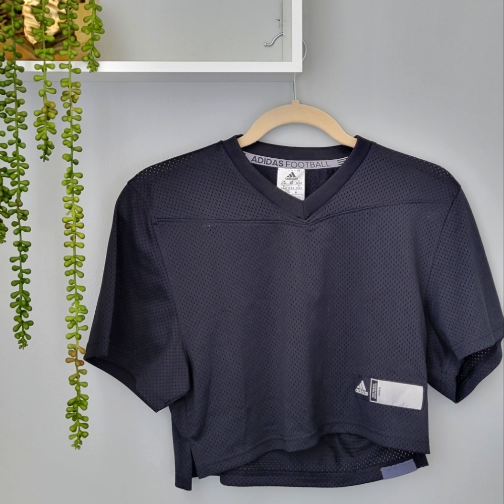 ADIDAS Crop Top
